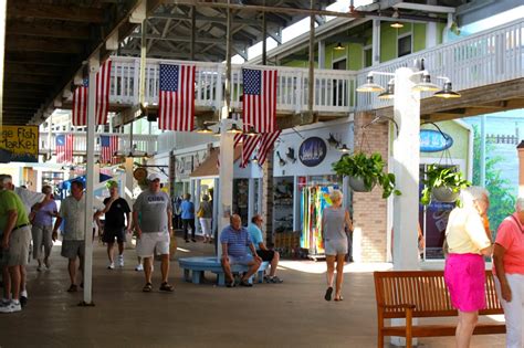 Fisherman's village punta gorda - Feb 26, 2023 - Fishermen's Village Waterfront Mall, Resort, and Marina offers something for everyone. Shopping, dining, live entertainment, and water adventures await locals and travelers. With over 30 boutique s...
